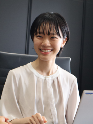 情報部門 ソフト設計職 2023年入社 法文学部 人文学科